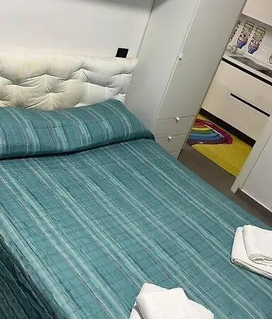 Napoli, Casa Di Jo Al Vomero Neapol